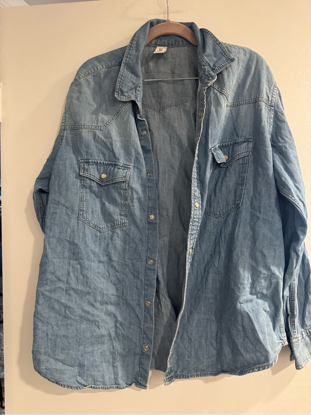 Denim Light Blue Denim Button-Down Shirt Women’s Size 12 Snap Front